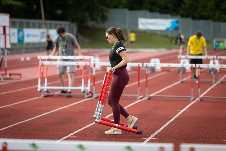 01688899614BPu-fm7475.jpg-atletskimiting-nm.si