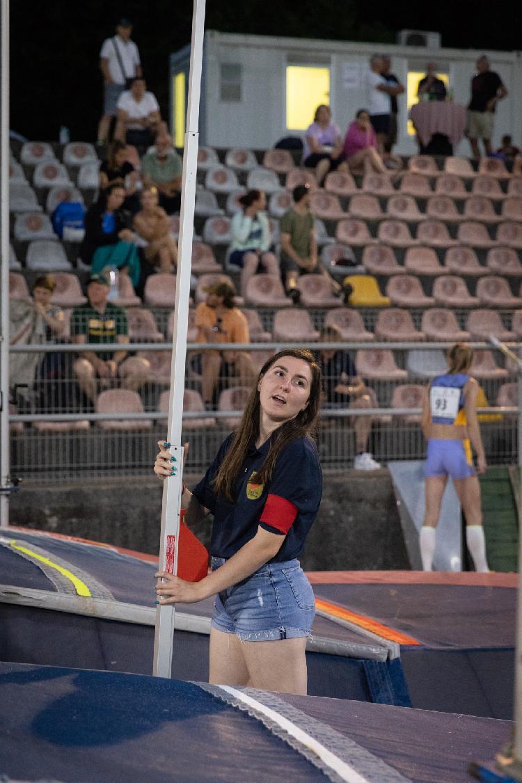 01689111389BPu-fm8723.jpg-atletskimiting-nm.si