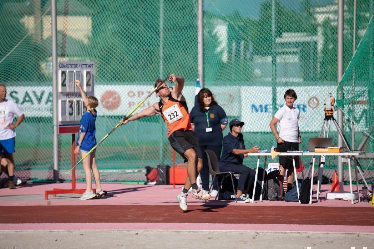 11657756523BPu-fe5437.jpg-atletskimiting-nm.si