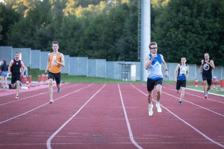 11657757335BPu-fe6639.jpg-atletskimiting-nm.si