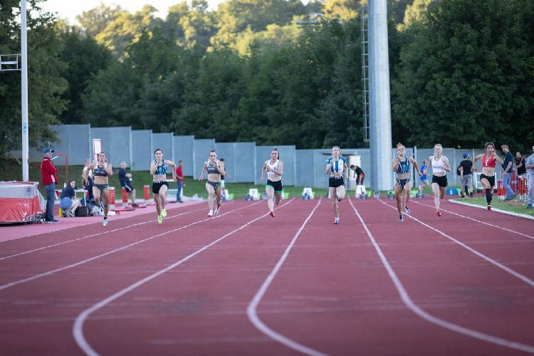 121657757171BPu-fe6341.jpg-atletskimiting-nm.si