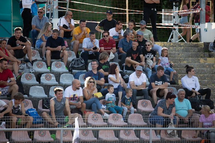 141657756683BPu-fe5689.jpg-atletskimiting-nm.si