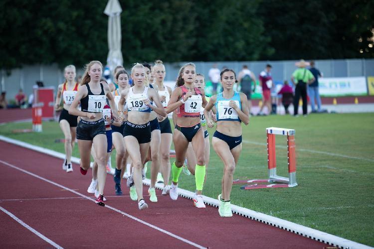 141657756891BPu-fe5982.jpg-atletskimiting-nm.si