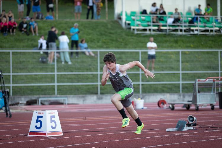 141657757278BPu-fe6597.jpg-atletskimiting-nm.si