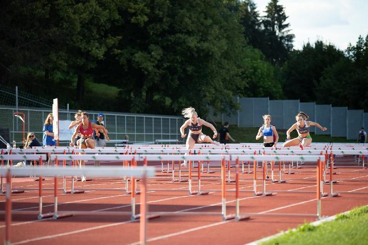 161657756683BPu-fe5704.jpg-atletskimiting-nm.si