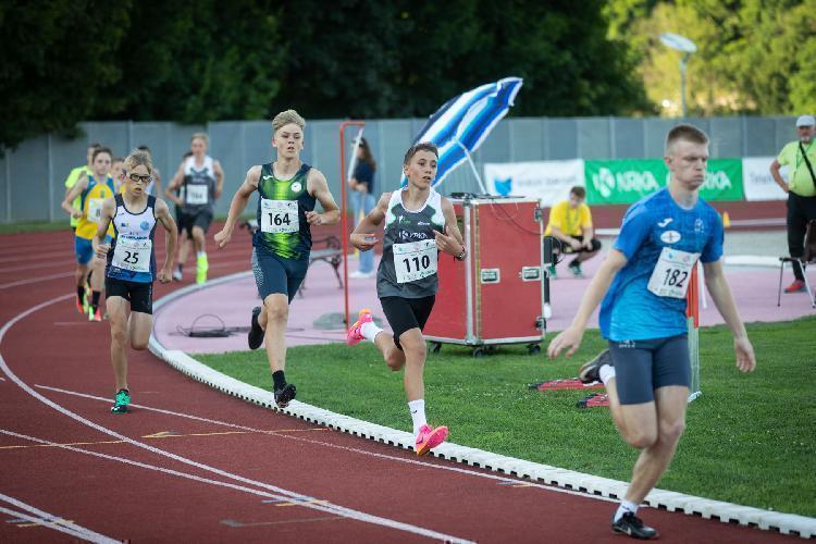 21689083678BPu-fm7899.jpg-atletskimiting-nm.si