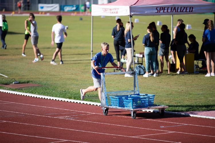 31657756683BPu-fe5653.jpg-atletskimiting-nm.si