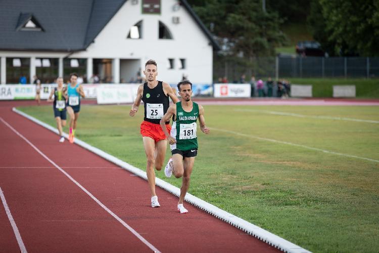 31657757379BPu-fe6794.jpg-atletskimiting-nm.si