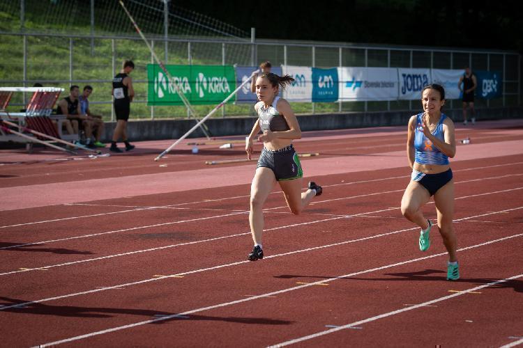 31688897355BPu-fm7064.jpg-atletskimiting-nm.si