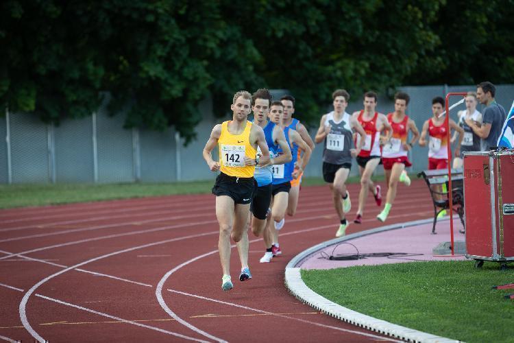 31689084924BPu-fm8037.jpg-atletskimiting-nm.si