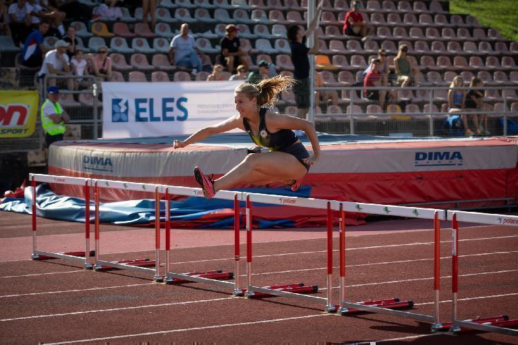 41688893197BPu-fm6999.jpg-atletskimiting-nm.si