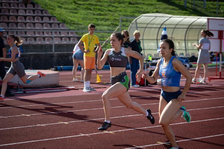 41688897378BPu-fm7067.jpg-atletskimiting-nm.si