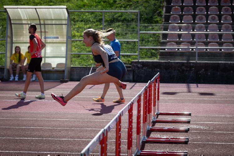 51688893223BPu-fm7001.jpg-atletskimiting-nm.si