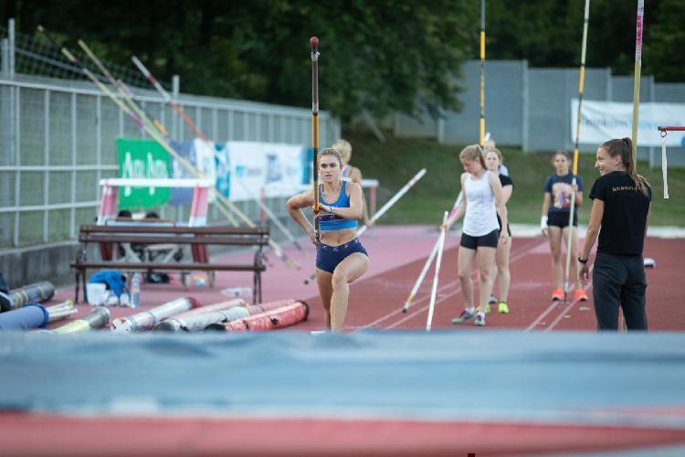 51689087503BPu-fm8181.jpg-atletskimiting-nm.si