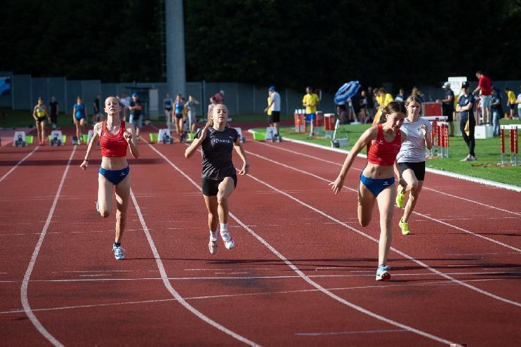 71688898281BPu-fm7293.jpg-atletskimiting-nm.si