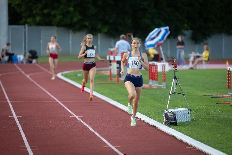 71689083808BPu-fm7950.jpg-atletskimiting-nm.si