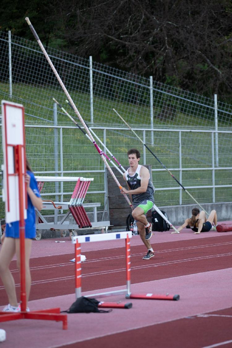 81657756847BPu-fe5869.jpg-atletskimiting-nm.si