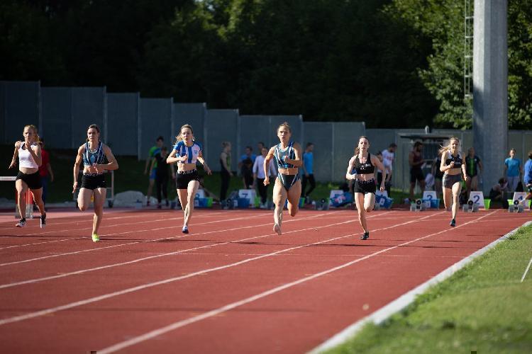 BPu-fe5283.jpg-atletskimiting-nm.si