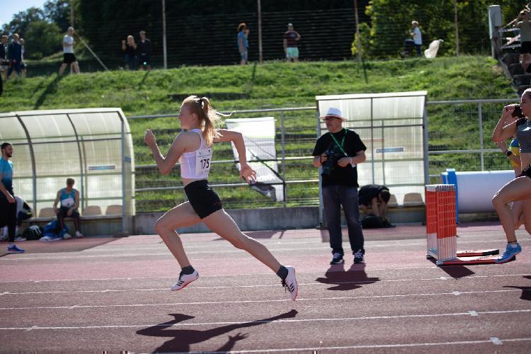 BPu-fe5298.jpg-atletskimiting-nm.si