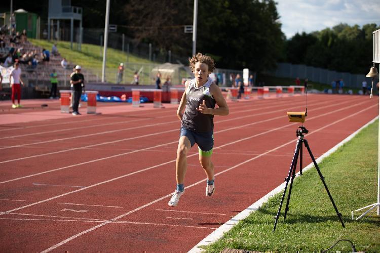 BPu-fe5375.jpg-atletskimiting-nm.si